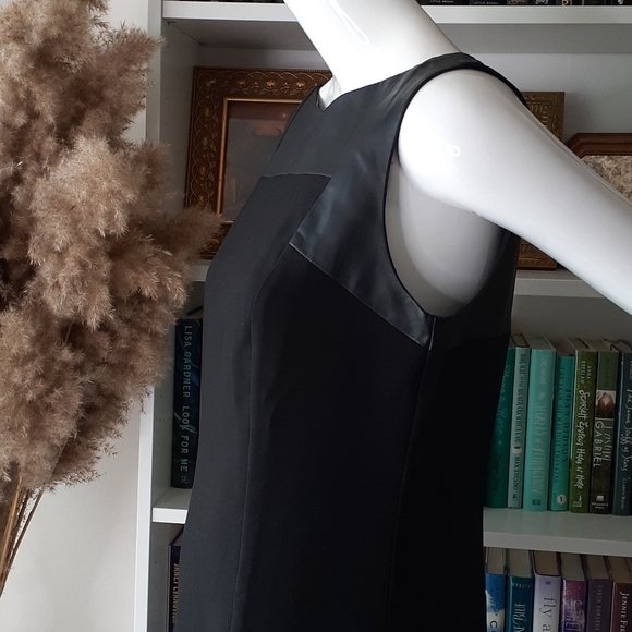 LOFT boxy fit fall black dress - Picture 6 of 12